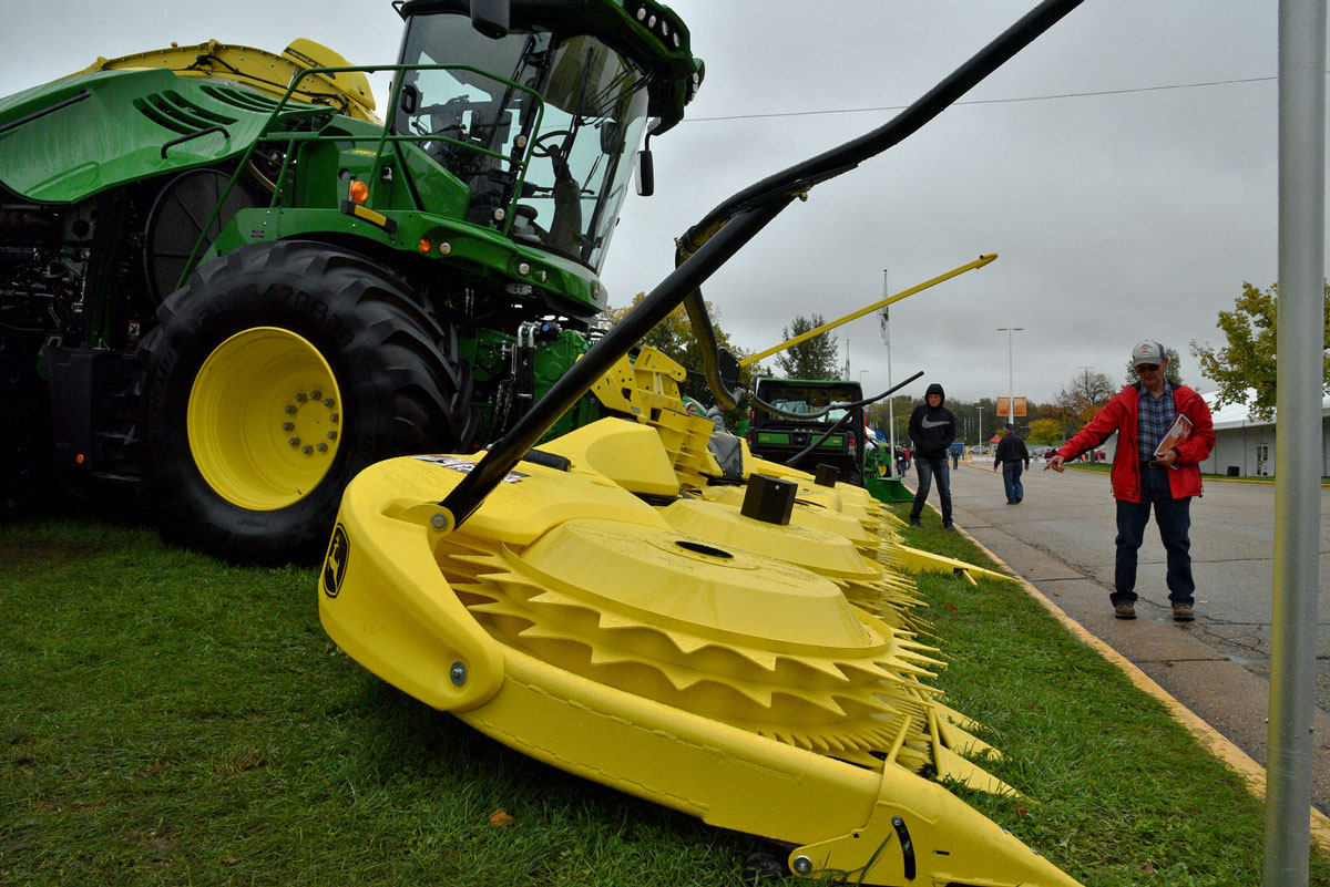 New Deere Forage Harvesters Help Maintain Quality Agwired 1232