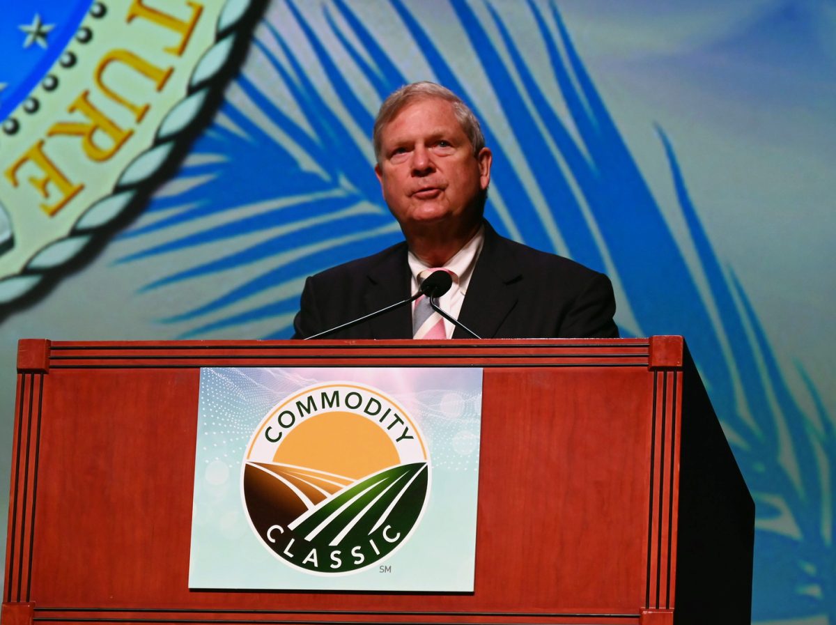 Secretary Vilsack Makes Th Appearance At Classic Agwired