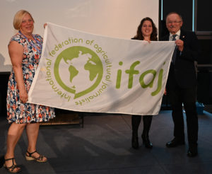 Passing the IFAJ flag to Switzerland