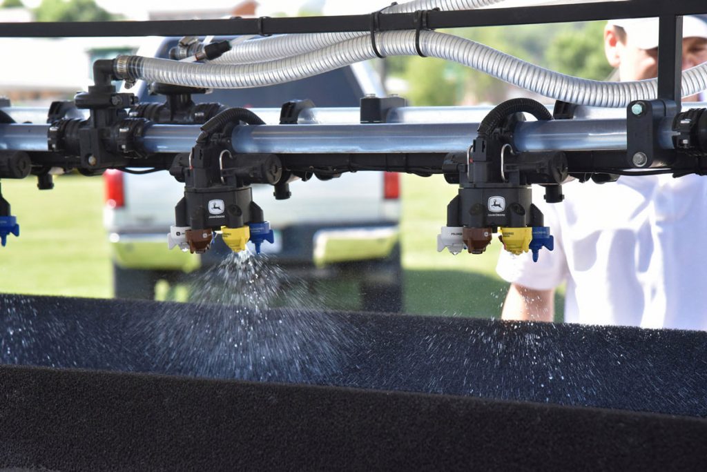 Deere ExactApply™ Nozzle Control System Wins AE50 Award AgWired